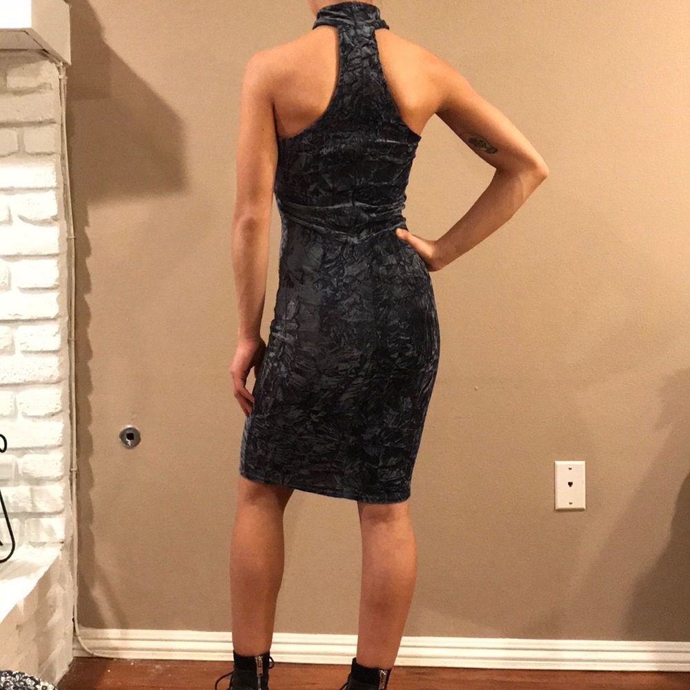 Dress - Picture 2 of 2